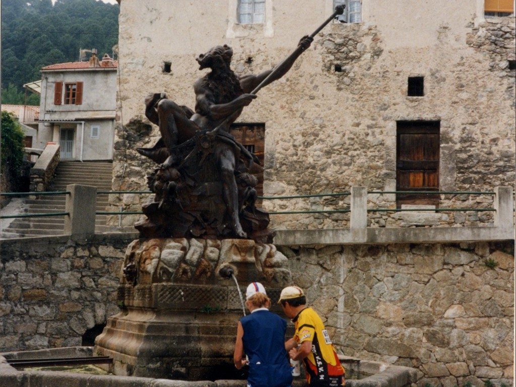 Corse 48